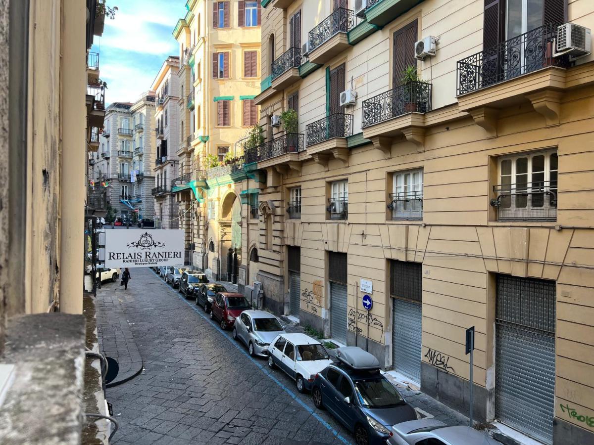 Bed and Breakfast Relais Ranieri à Naples Extérieur photo